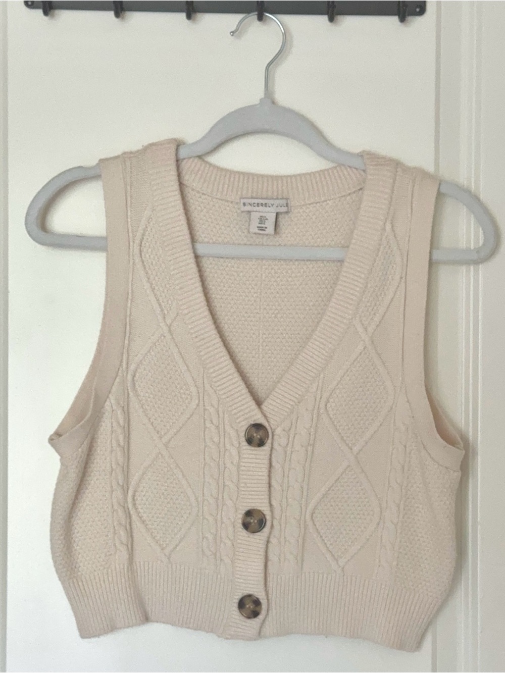 Sincerely Jules Cream Cable-Knit Button Front V-Neck Sweater Vest